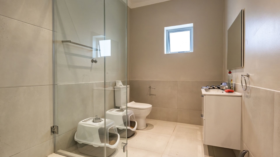 To Let 3 Bedroom Property for Rent in Bishopscourt Western Cape